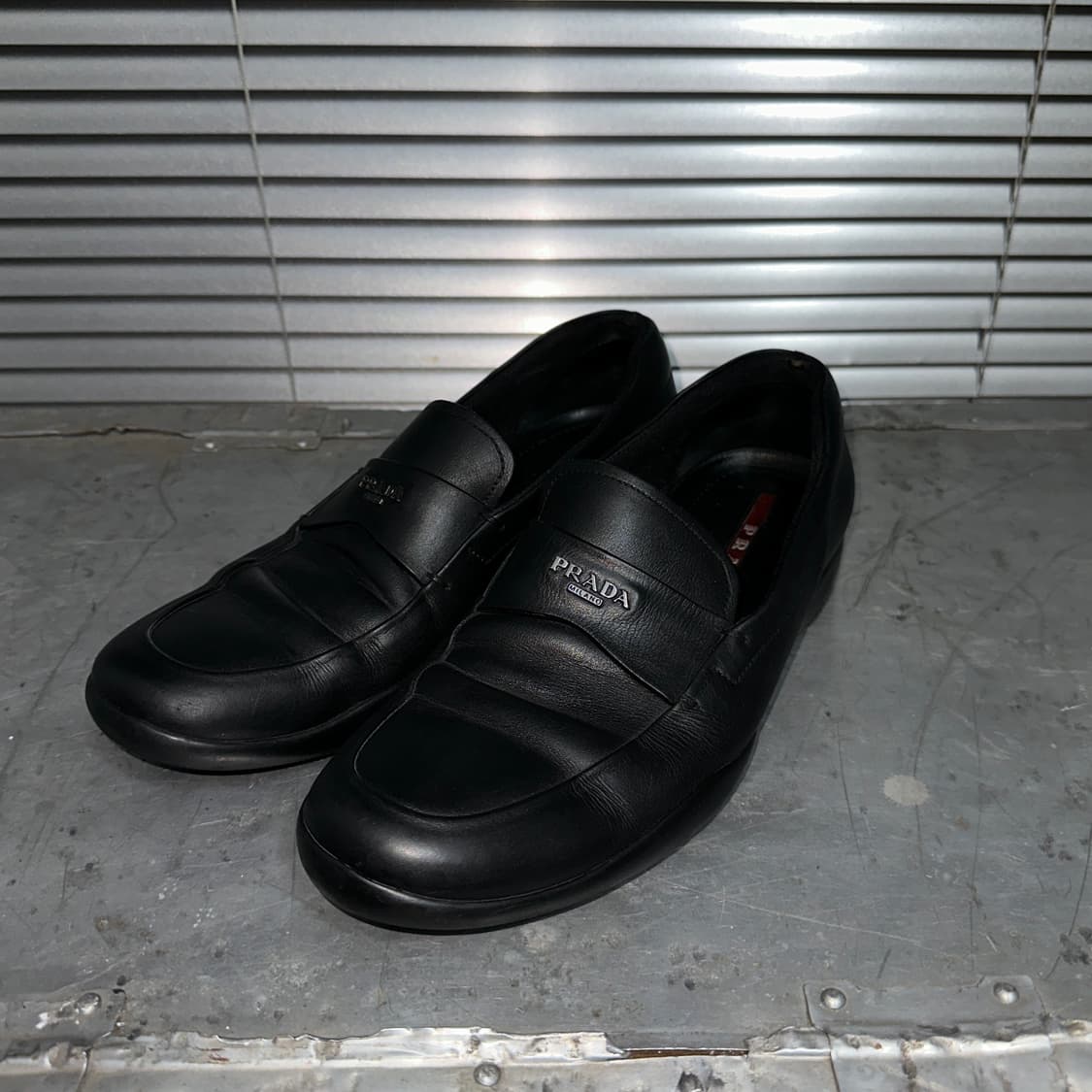 00s 프라다 스포츠 가죽 로퍼 상품이미지2