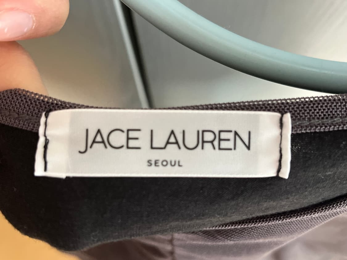 매쉬 레이어드 퍼프소매 탑 상품이미지3