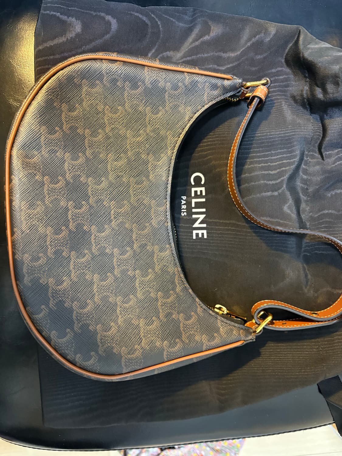 셀린느 아바호보백 미디움  상품이미지7