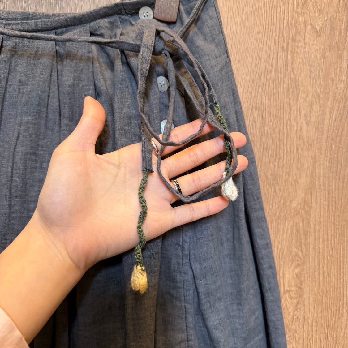 빈티지 롱 스커트 허리 타이 스트랩 디테일 A라인 그레이 상품이미지5