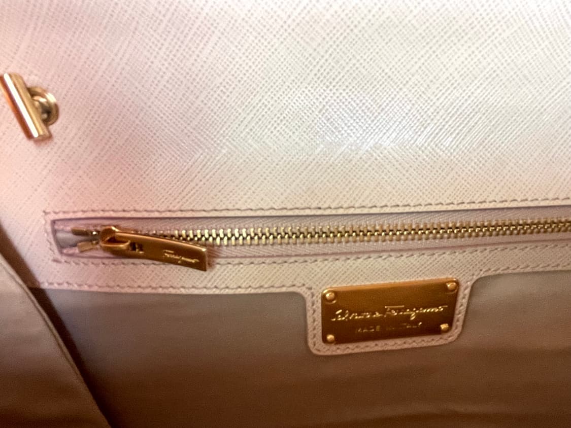 SALVATORE FERRAGAMO Chain Crossbody Bag 상품이미지3