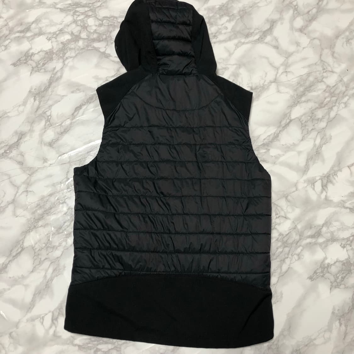 씨피컴퍼니 정품 패딩조끼 조끼 남성용 고글 후드 상품이미지3