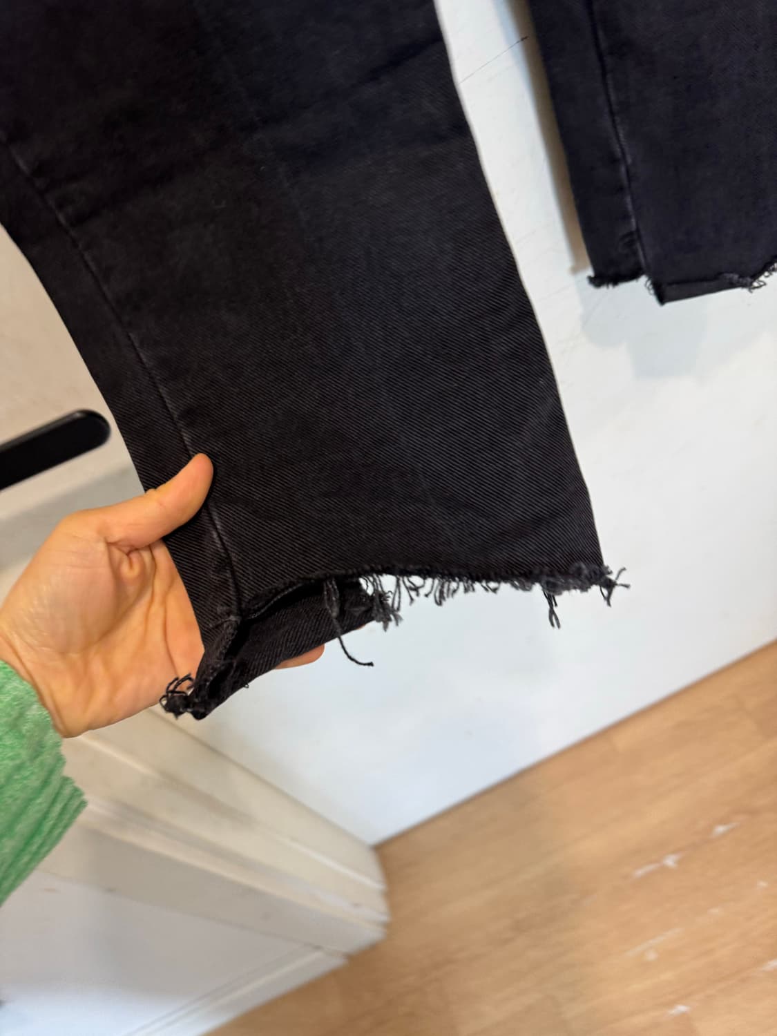 매니모어몽 뒷태미녀 블랙팬츠 상품이미지7