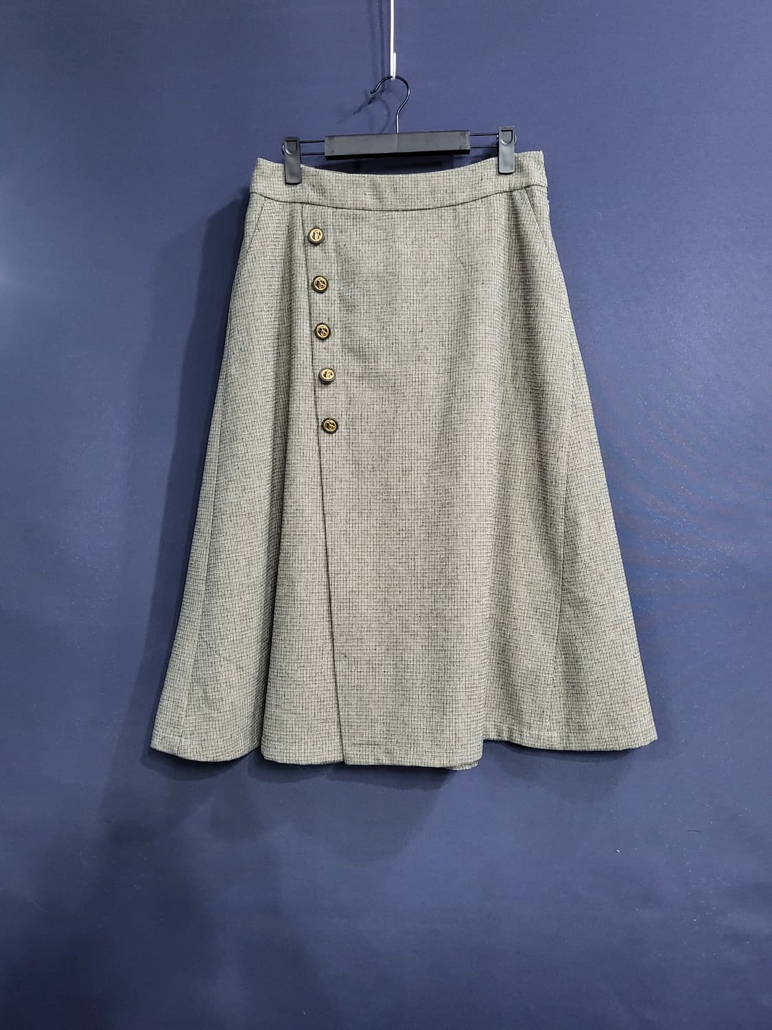 에셀리아 핀턱 밴드 스커트 상품이미지1