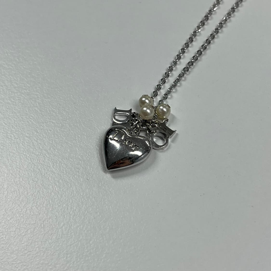 디올 하트통통 진주 목걸이 상품이미지3