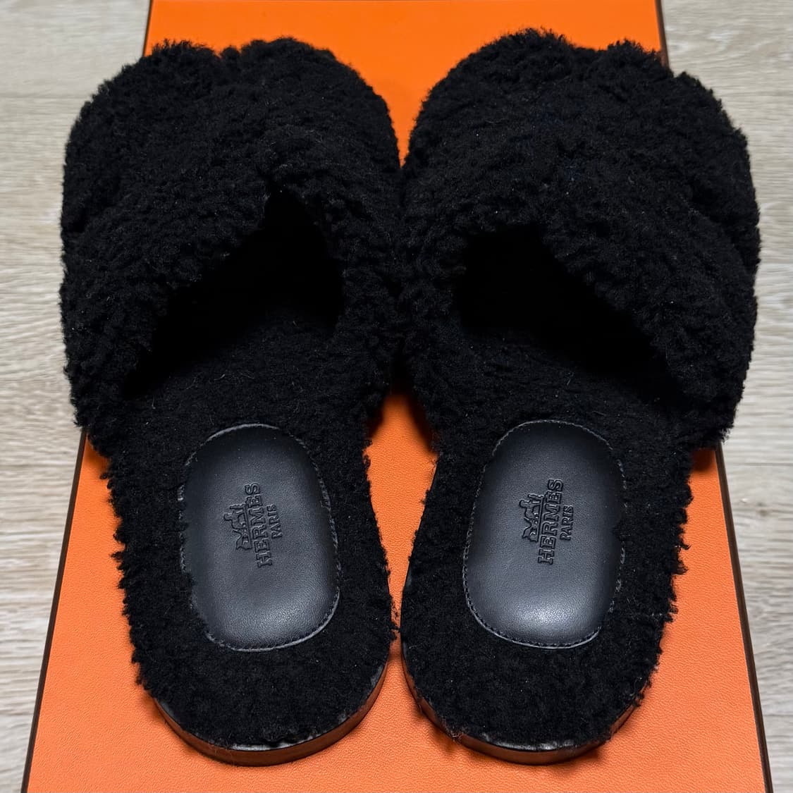 [S+급/43] 에르메스 이즈미르 시어링 퍼 샌들 슬리퍼 상품이미지7