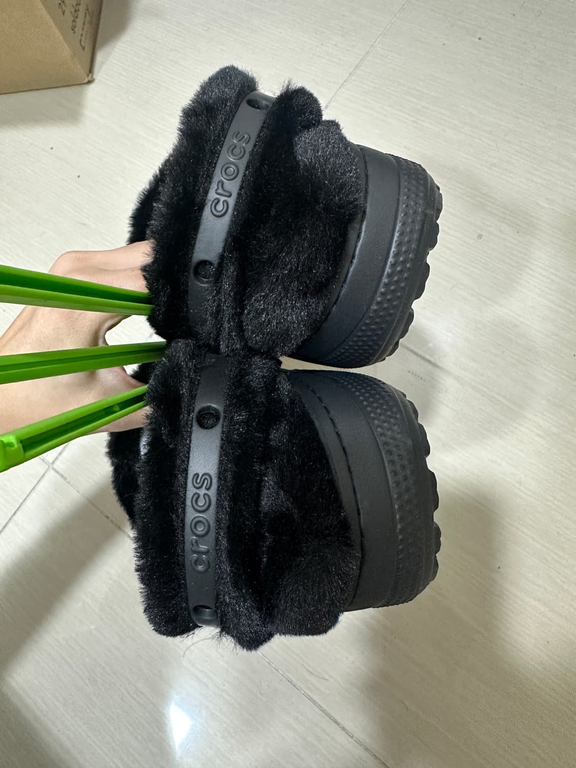 크록스 클래식 언퍼게터블 클로그 블랙 250사이즈 상품이미지4