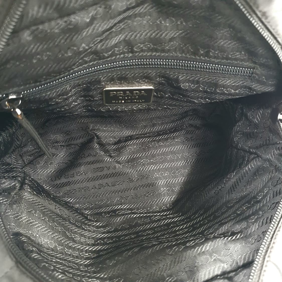 프라다 리나일론 미니 숄더백 B6082X 상품이미지10