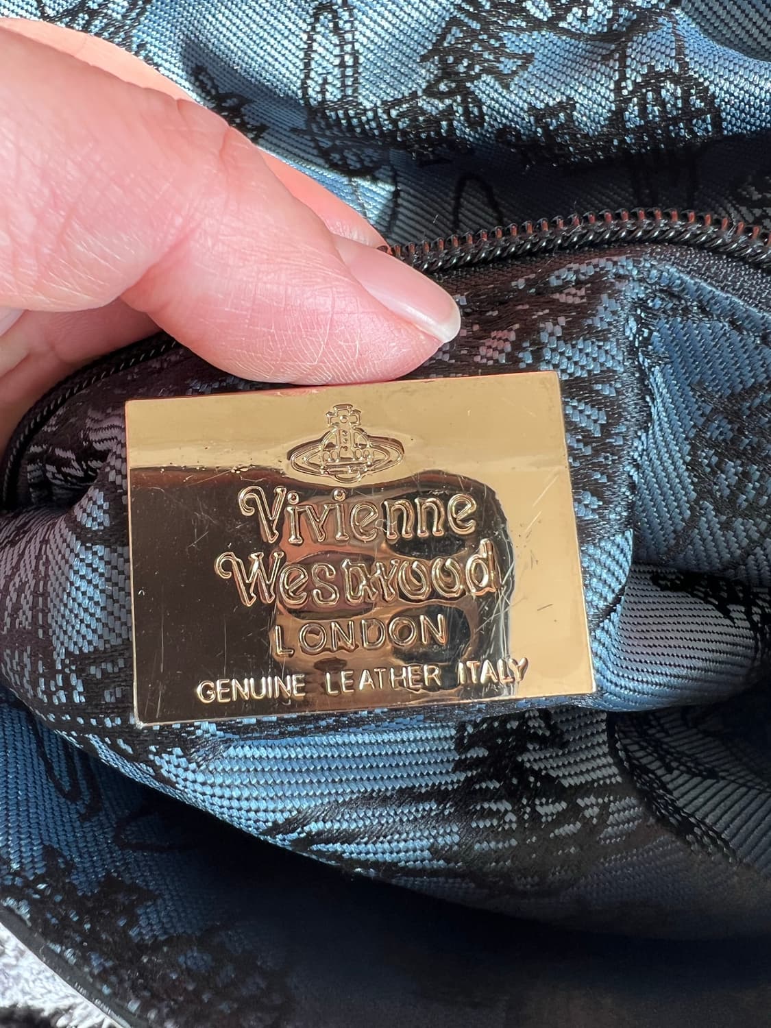 비비안Vivienne Westwood  상품이미지8