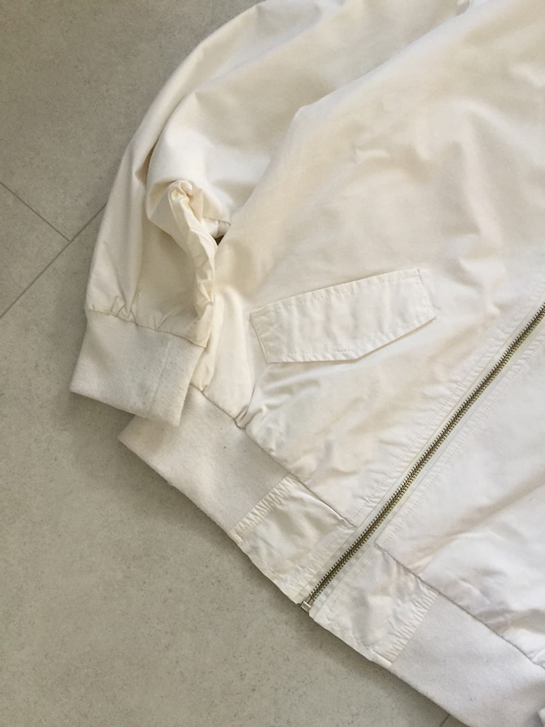 Acne Studios White Bomber Jacket 100 상품이미지3