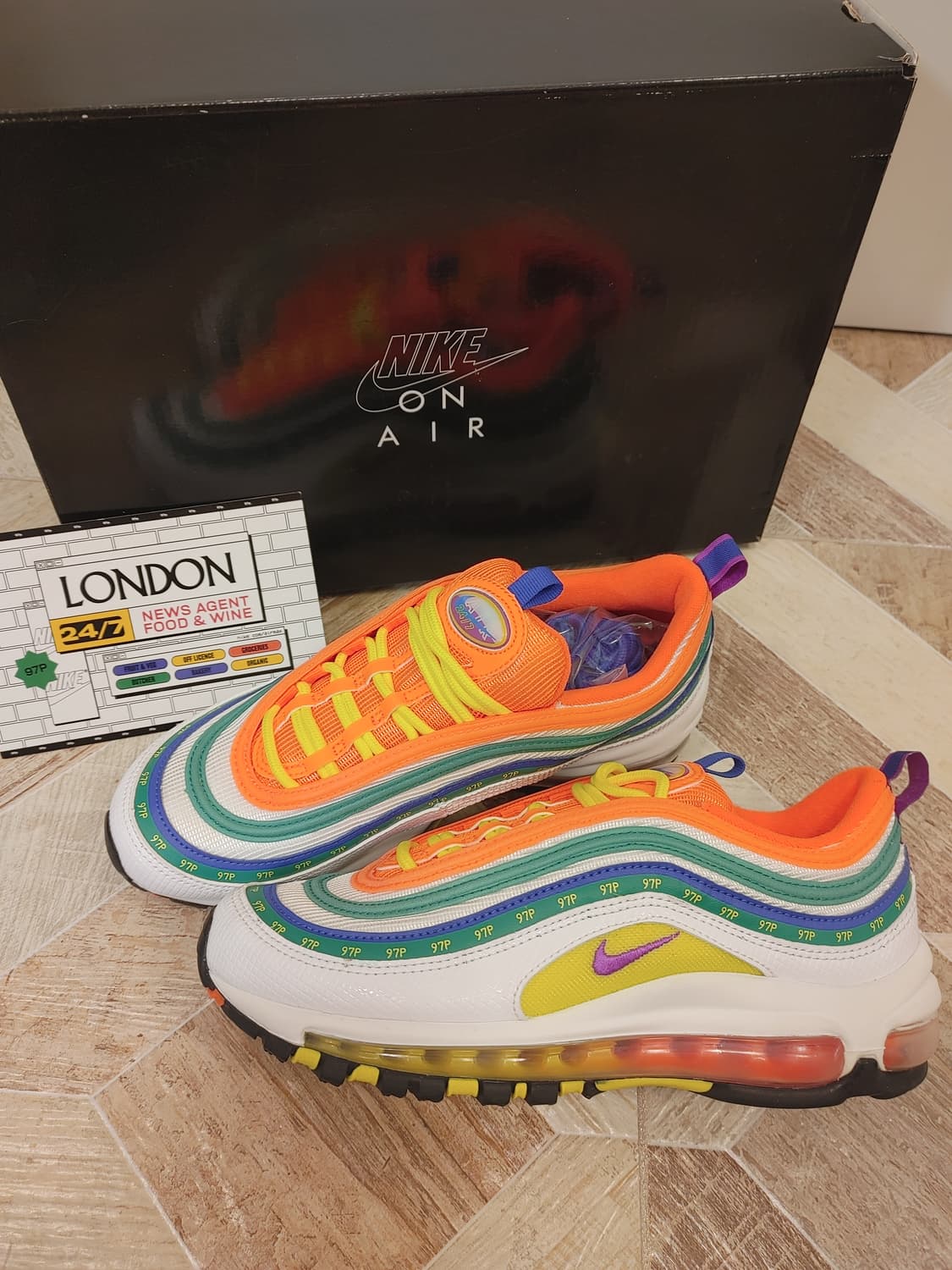 나이키 온에어 에어맥스97 런던 상품이미지1