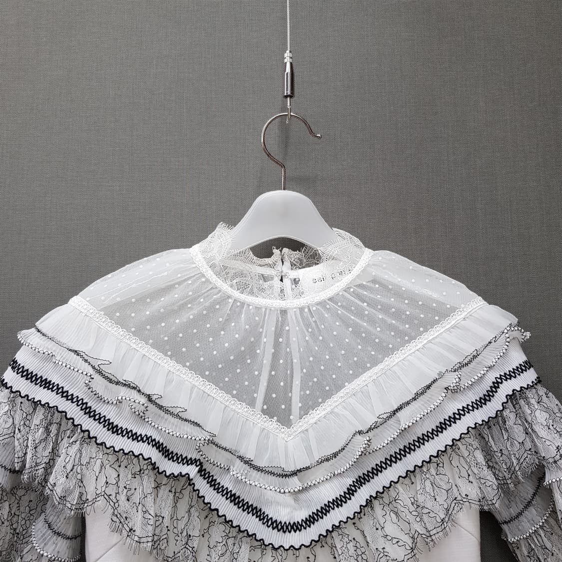 셀프포트레이트 레이스 프릴 미니 원피스 2사이즈 상품이미지3