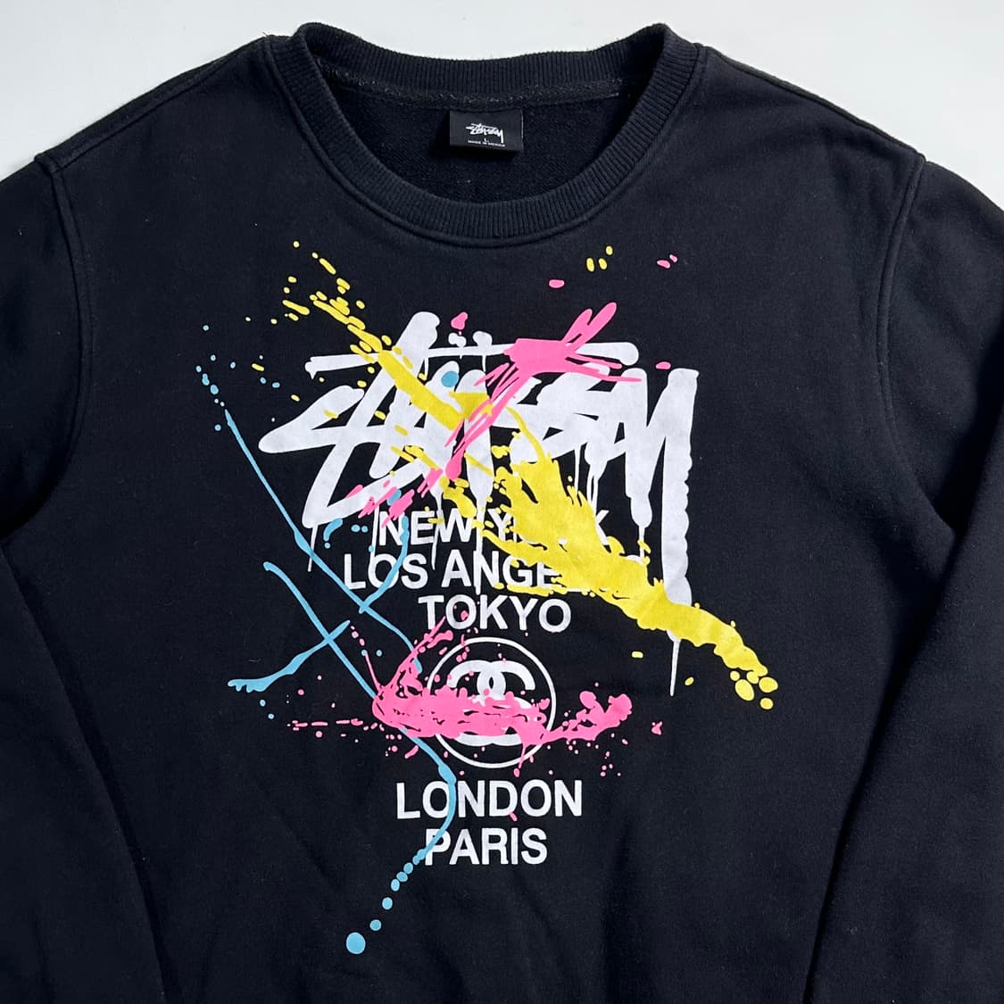 스투시 페인팅 월드투어 맨투맨   상품이미지2