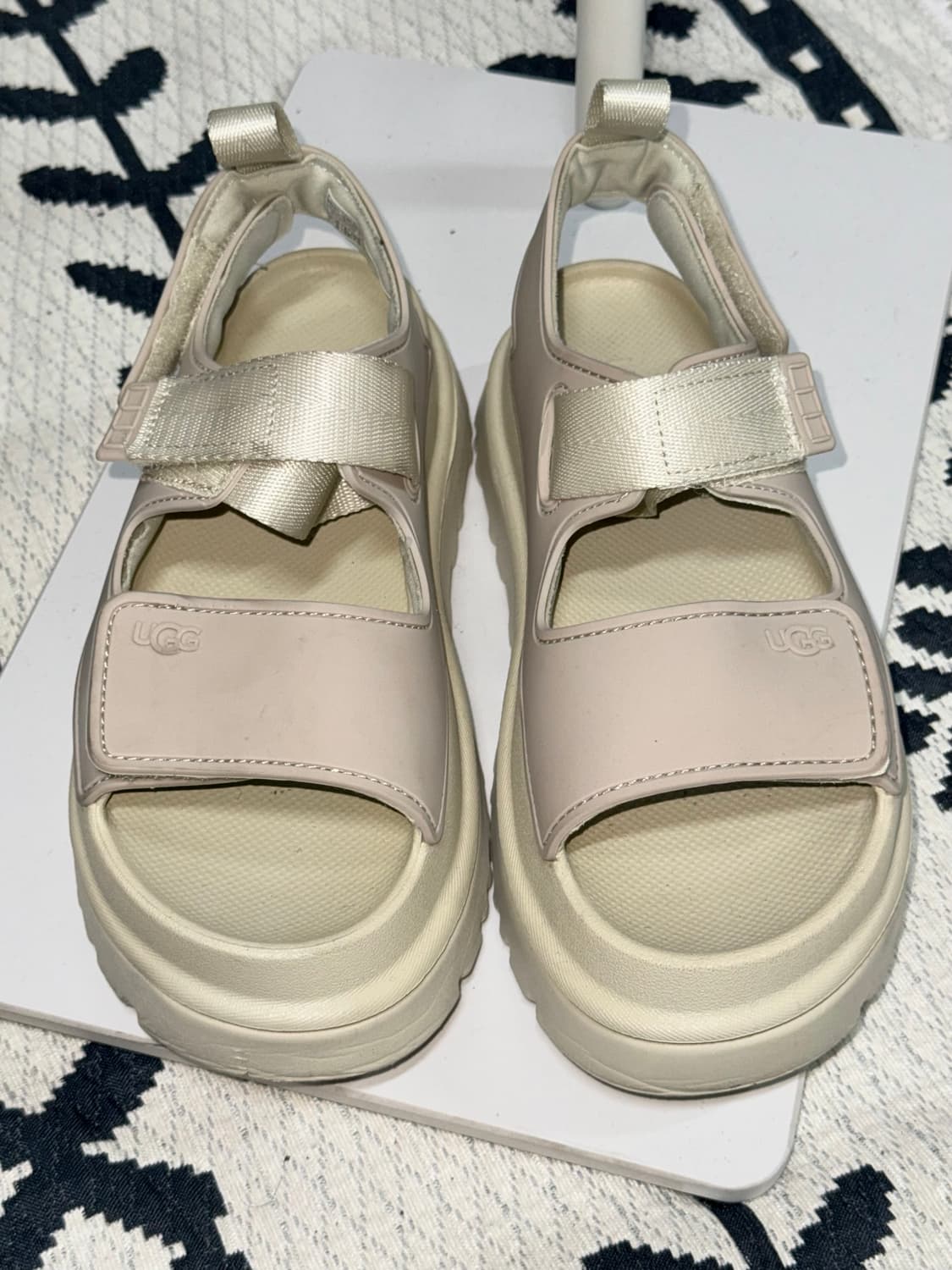 어그 UGG GoldenGlow Sandal 240mm 상품이미지5