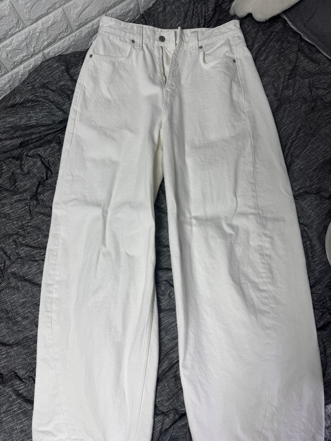 (0사이즈)노운 와이드 커브드 데님 팬츠 상품이미지2