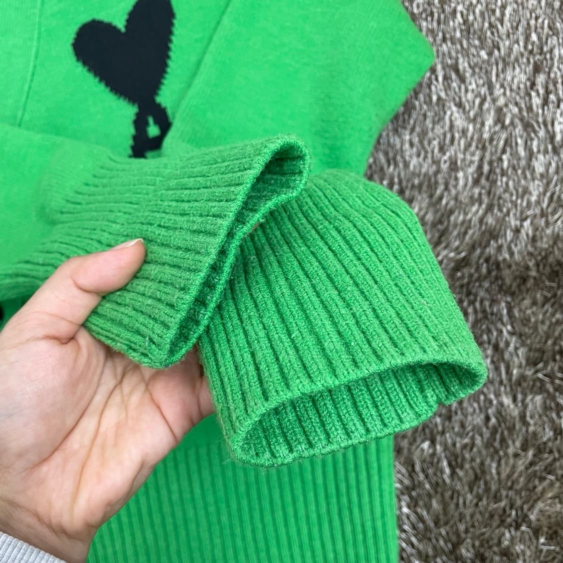 아미 AMI 그린 빅 하트 로고 울 가디건 M 상품이미지6