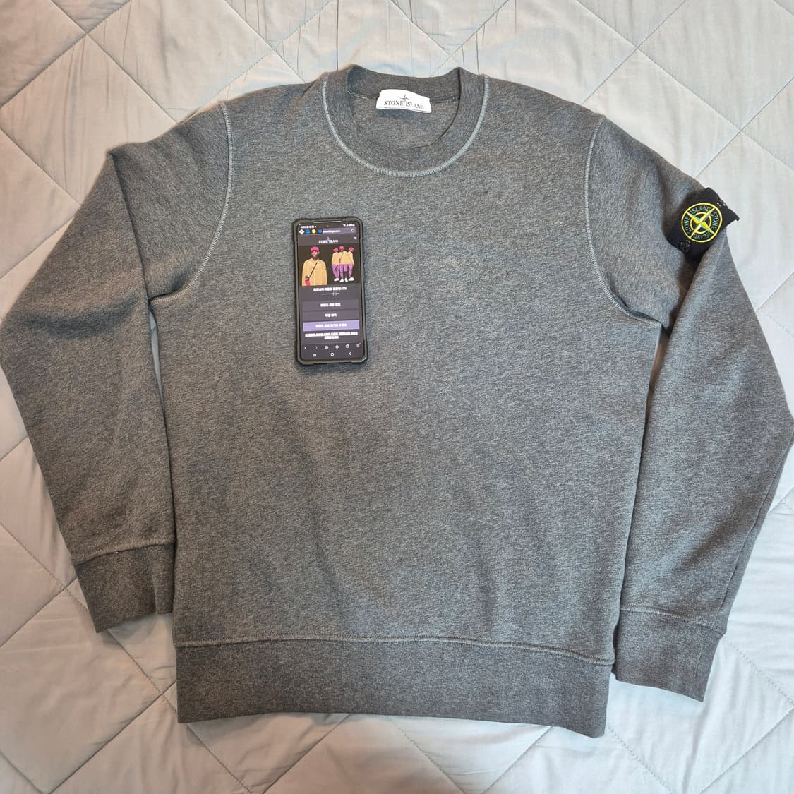 스톤아일랜드 맨투맨 레어템 vom67 신품급 상품이미지2