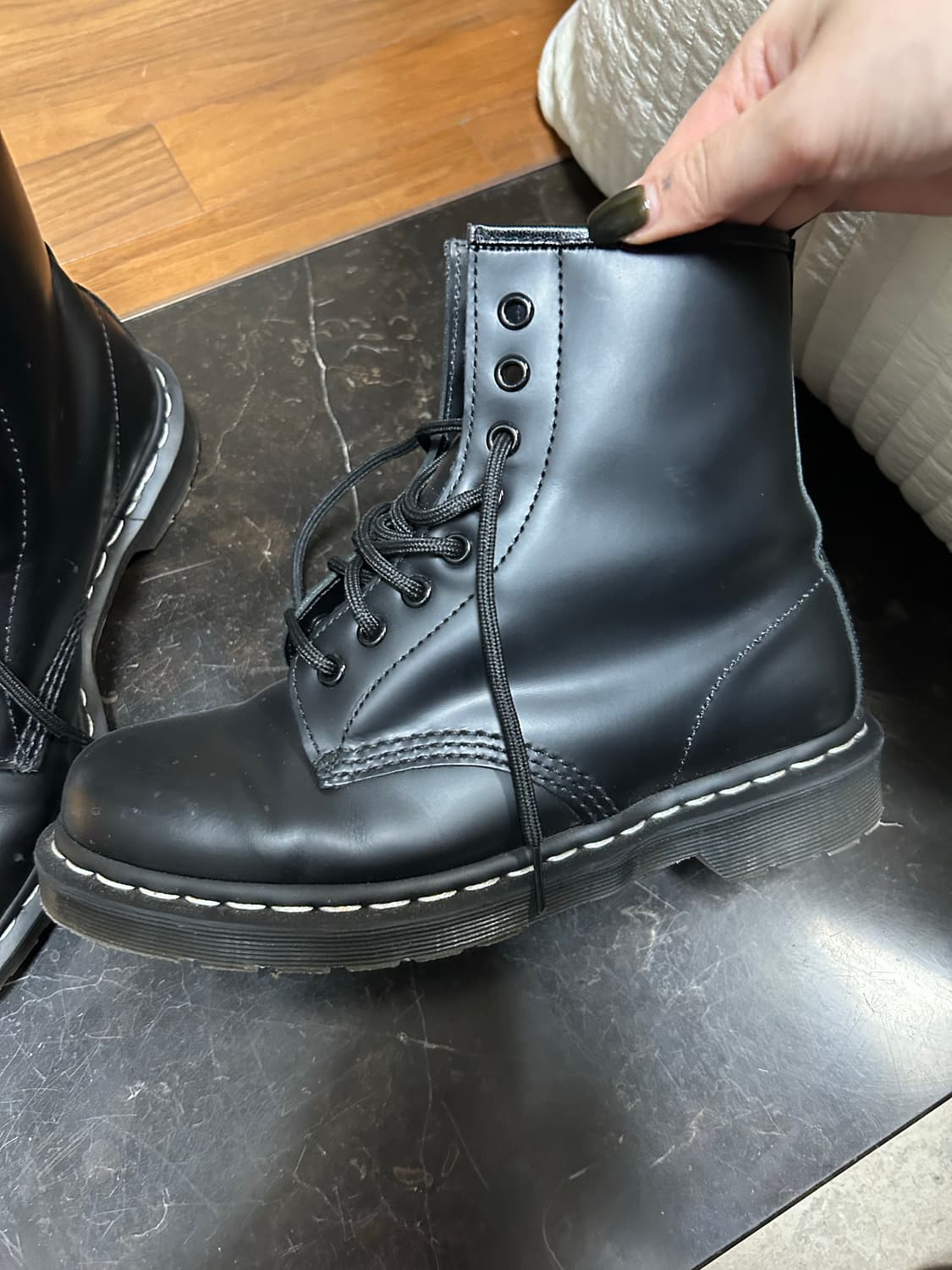 닥터마틴 1460 8홀 블랙 250 상품이미지3