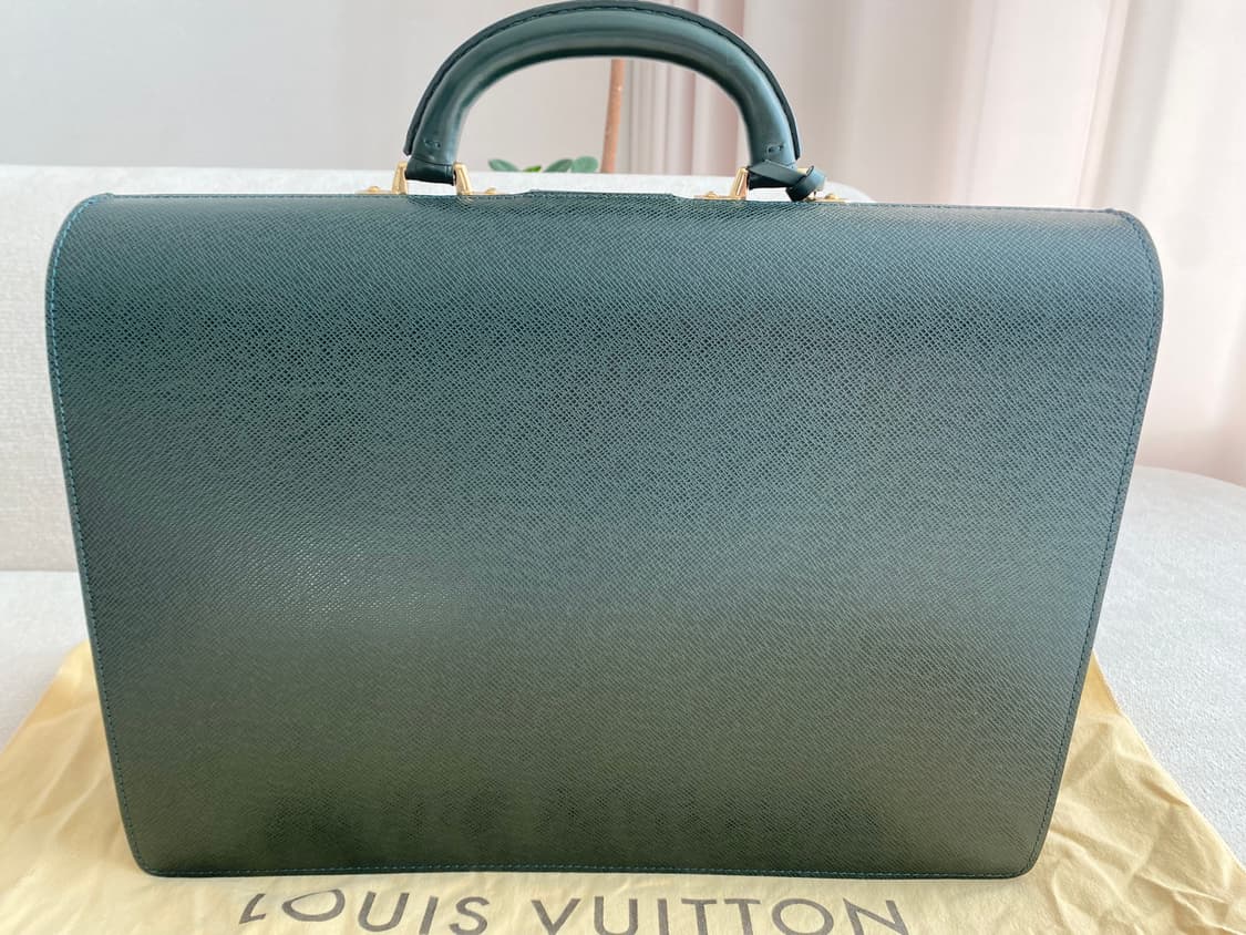 루이비통 타이가 그린 페르모어 브리프 케이스(외관굿) 상품이미지8