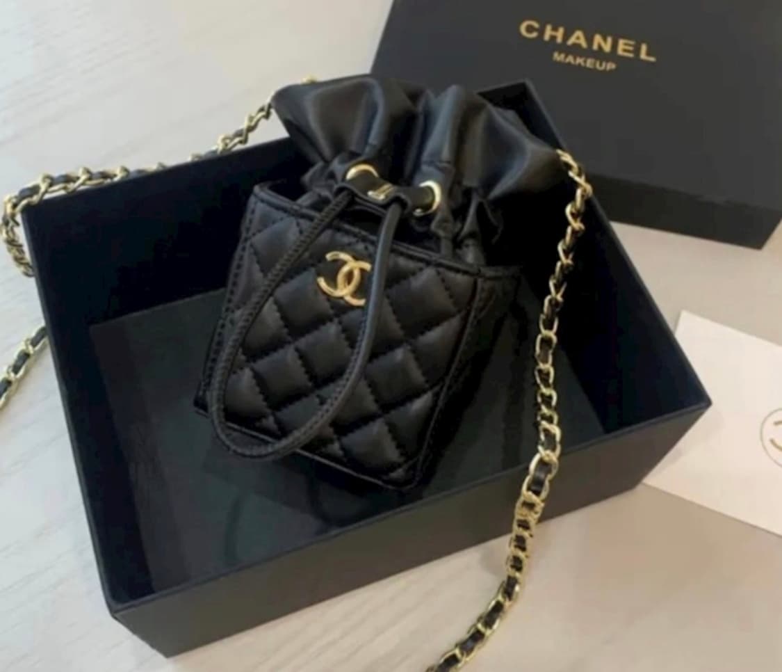 샤넬  vip 기프트 복조리 노벨티 토트겸 크로스백 블랙(초특가) 상품이미지2