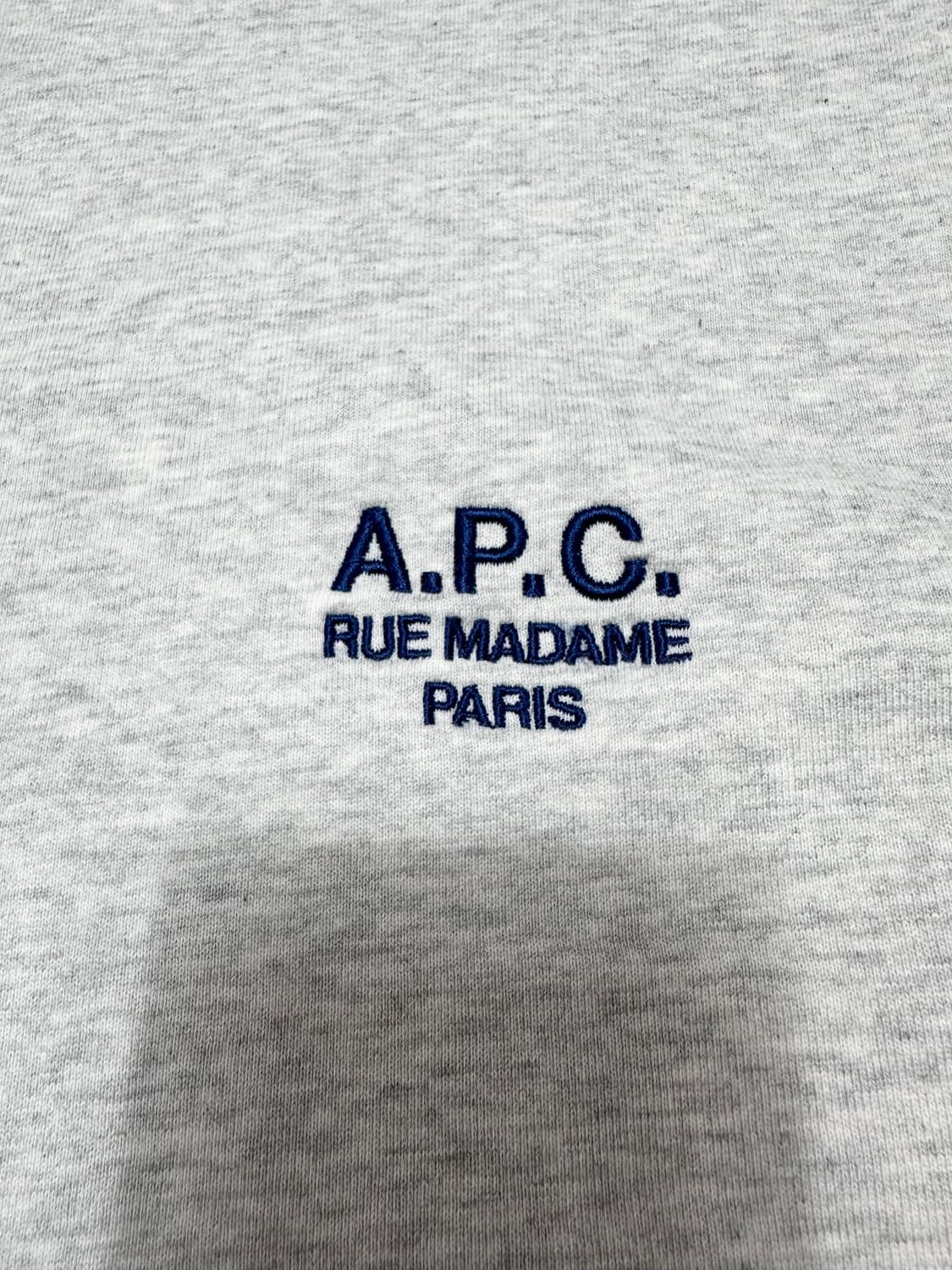 A.P.C. 아페쎄 자수로고 맨투맨 상품이미지4