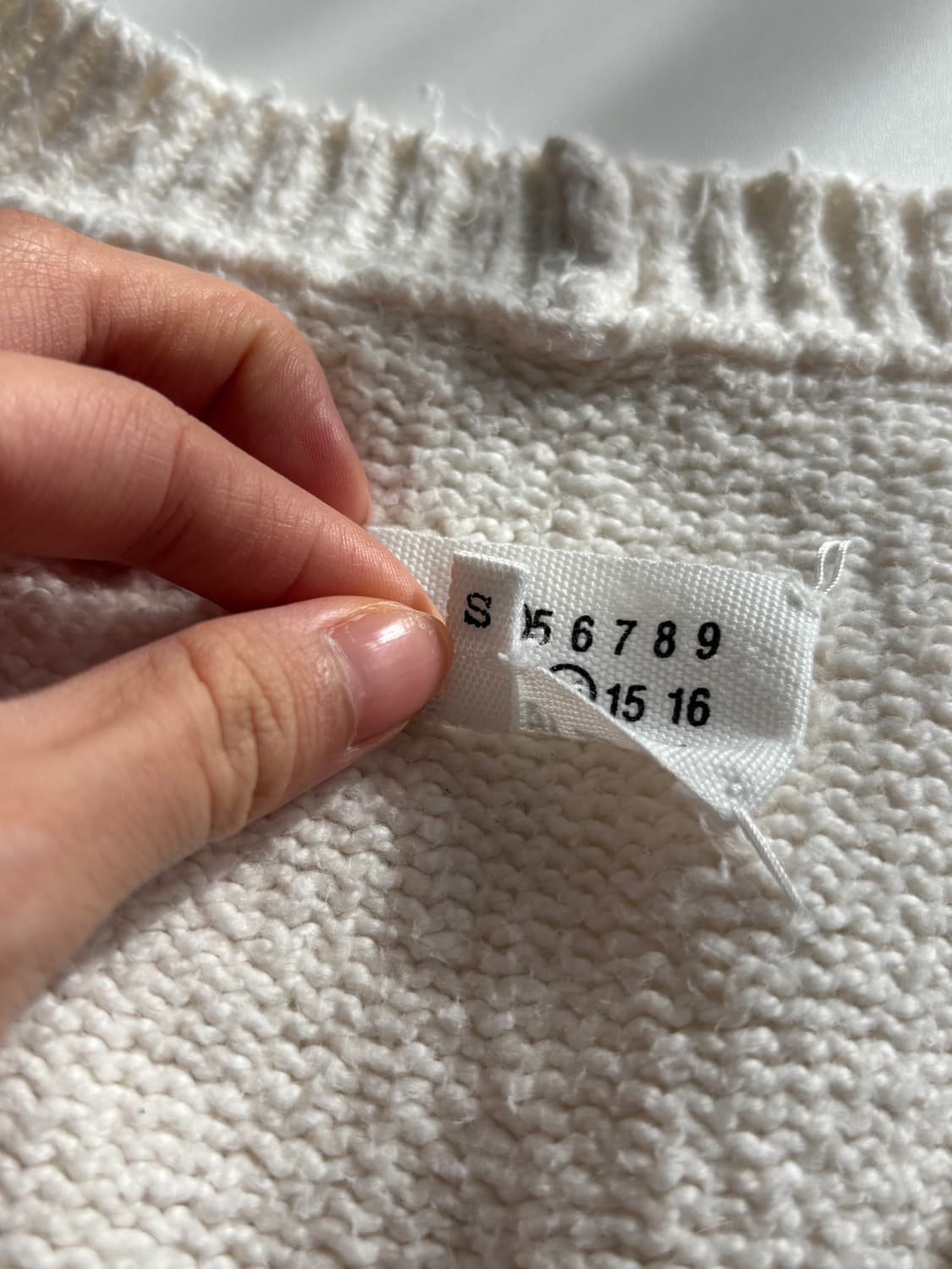 Maison Margiela 메종마르지엘라 아이보리 컬러 부클 가디건 상품이미지8