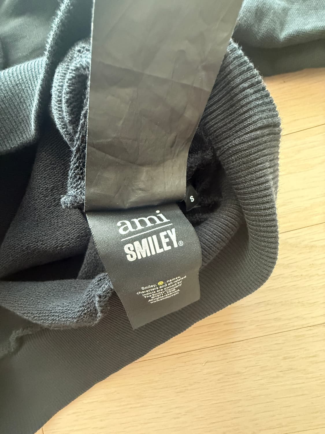 아미 x 스마일리 콜라보 후드티 블랙 (S) 상품이미지4