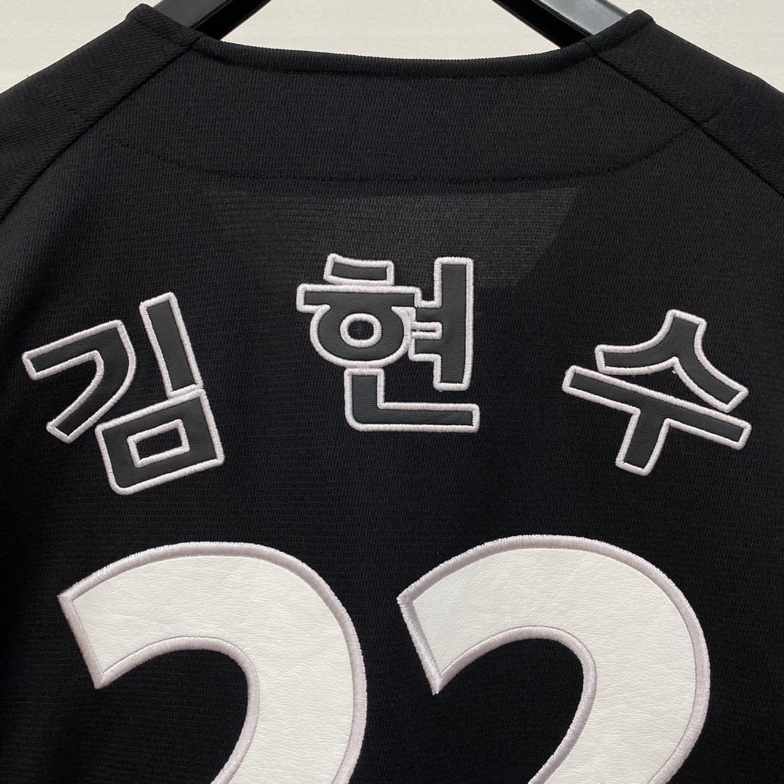 LG트윈스 김현수 2000안타 기념 유니폼 상품이미지5