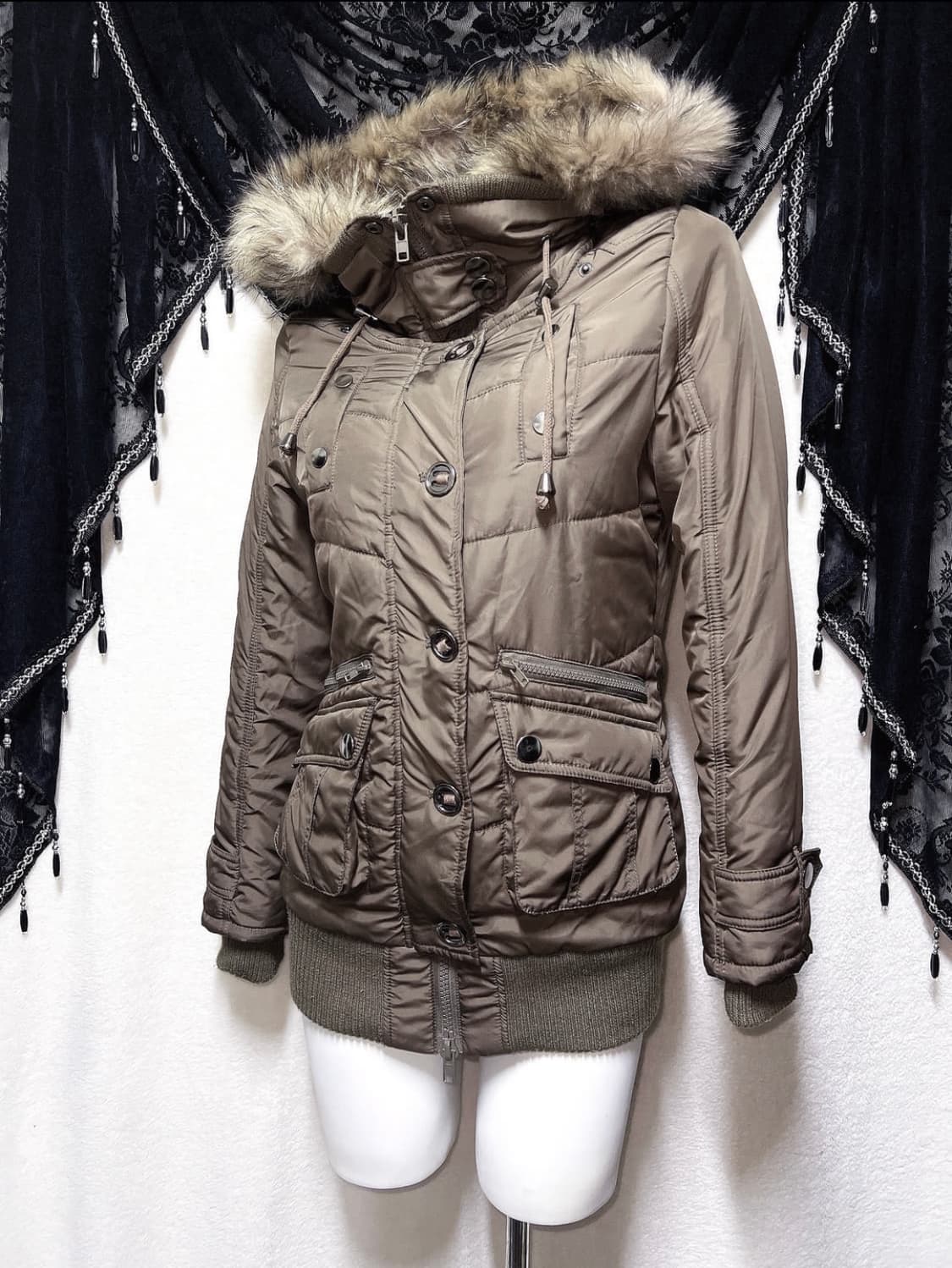 라쿤퍼후드 하이넥 패딩점퍼투웨이 울프죠 y2k 아카이브 펑크 갸루 핀터 상품이미지4