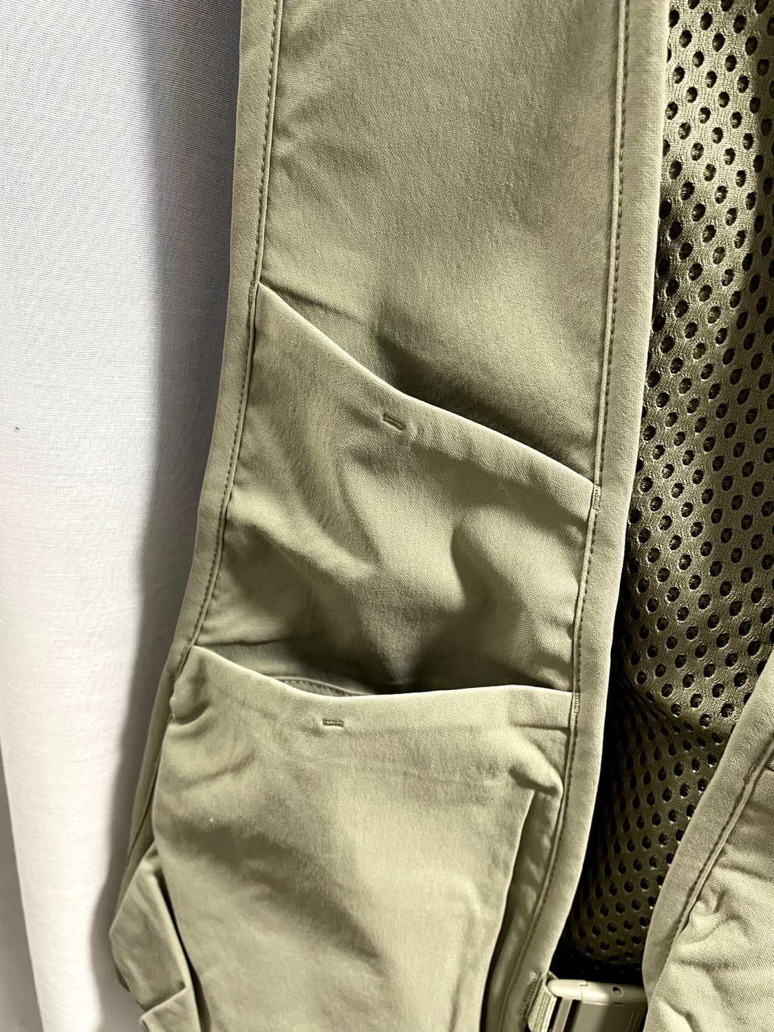 유니클로U/ 유틸리티 베스트 그레이/ M 상품이미지8