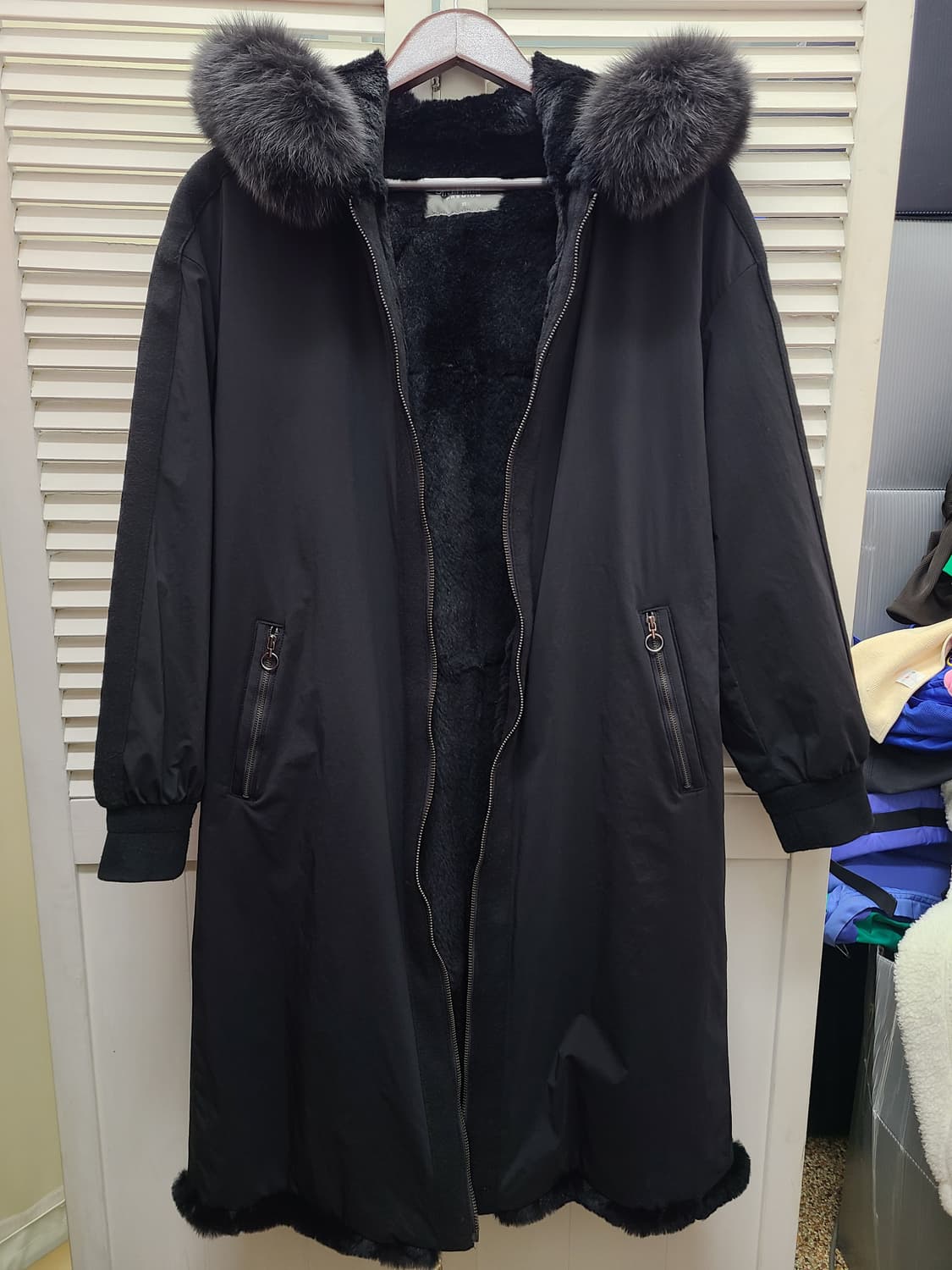 올리비아로렌 모피 롱 후드 패딩 상품이미지2