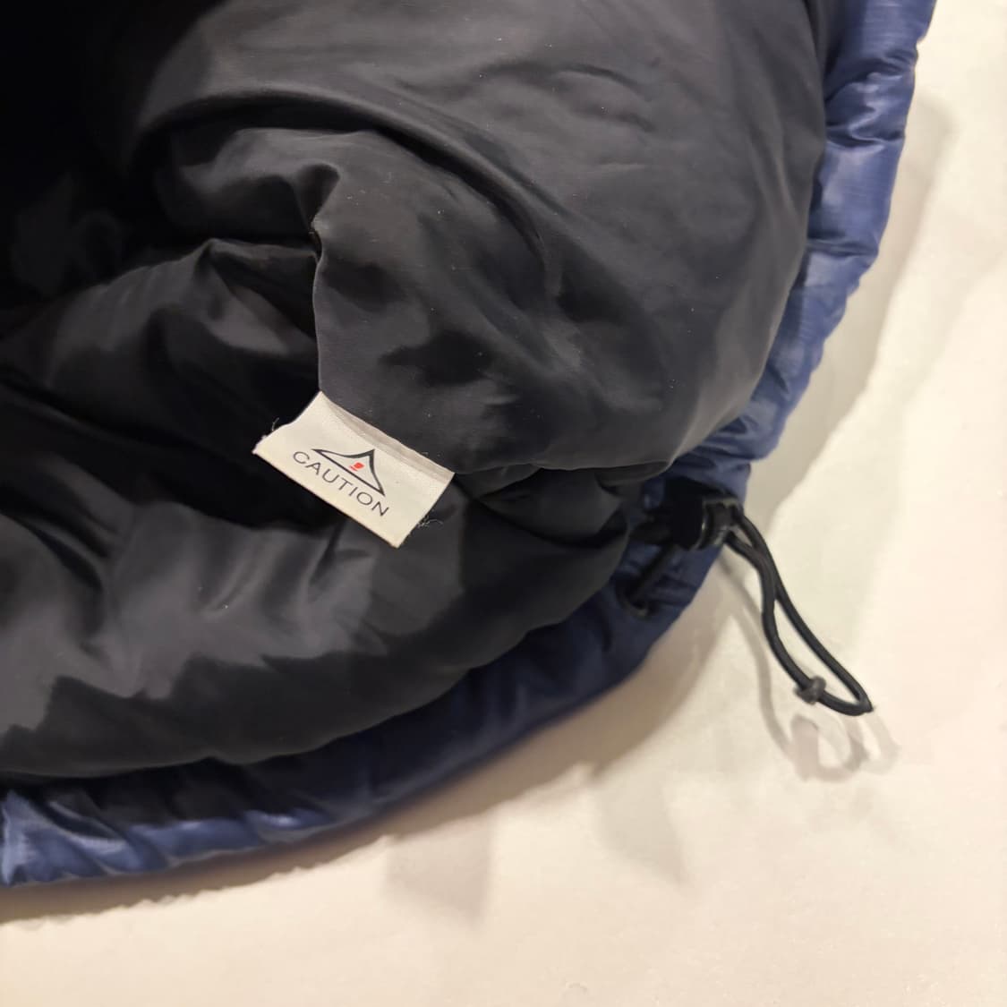 [85] 노스페이스 700 다운 눕시 패딩 조끼 블랙/네이비 D213 상품이미지8