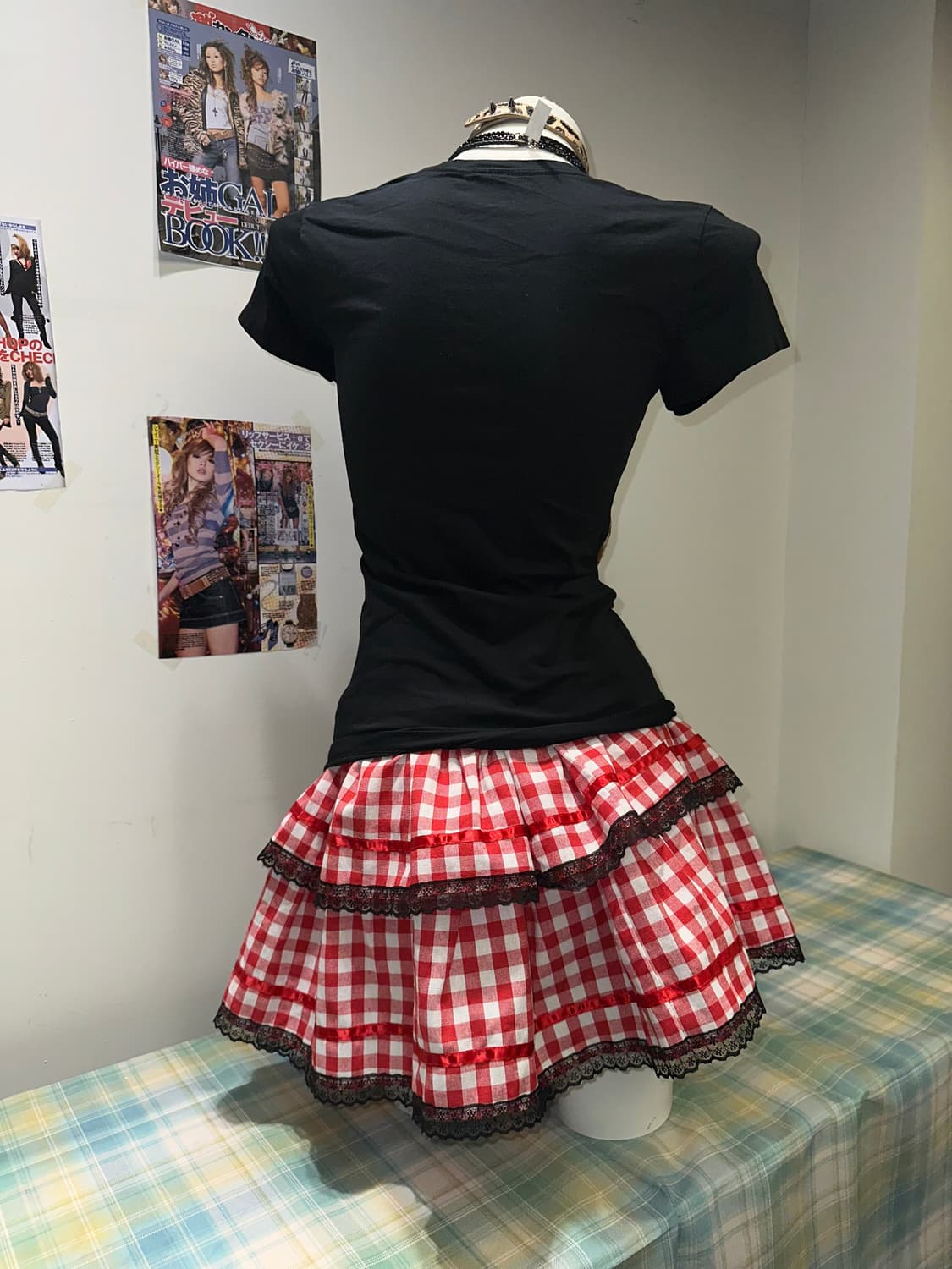 frill detail red checkered short skirt 상품이미지4