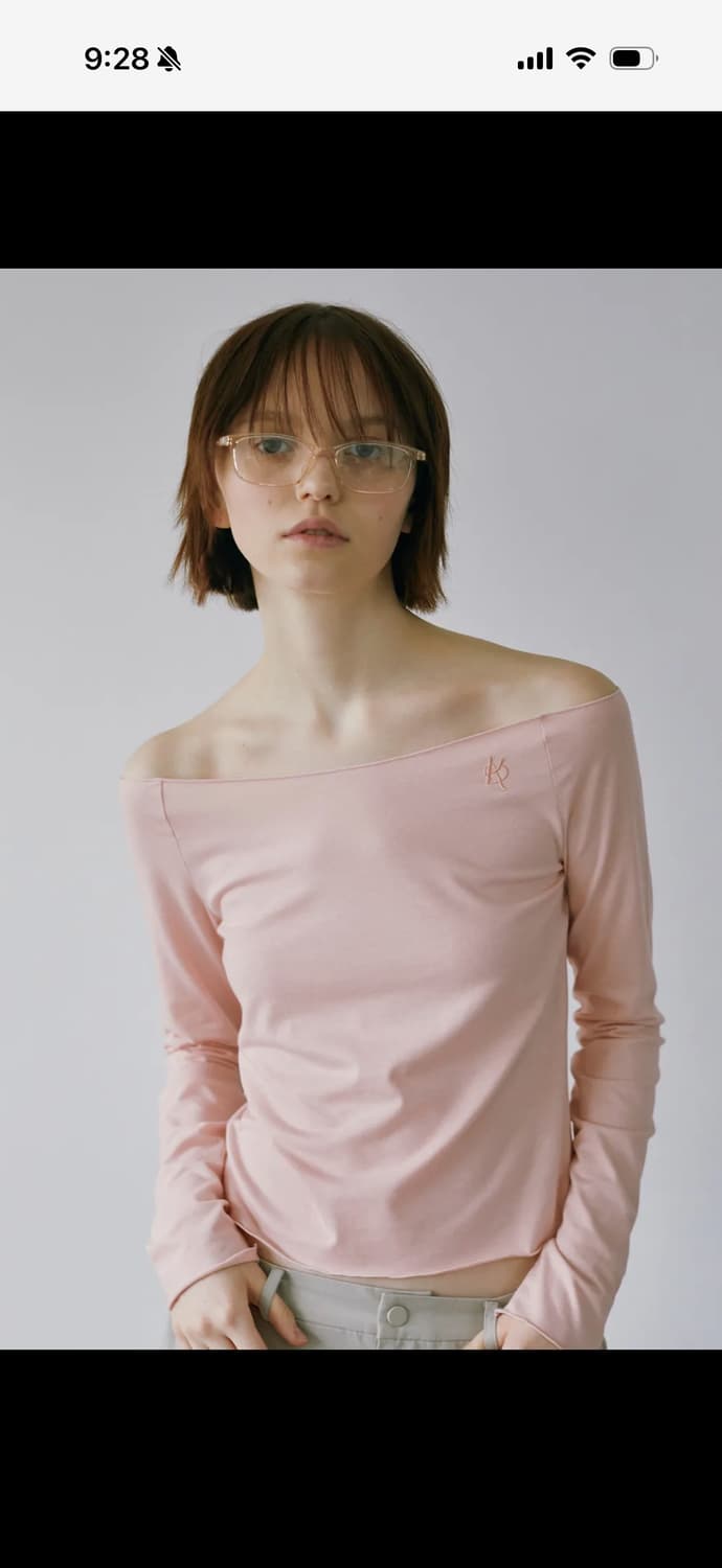 큐피도 오프숄더 티셔츠 살몬 상품이미지1