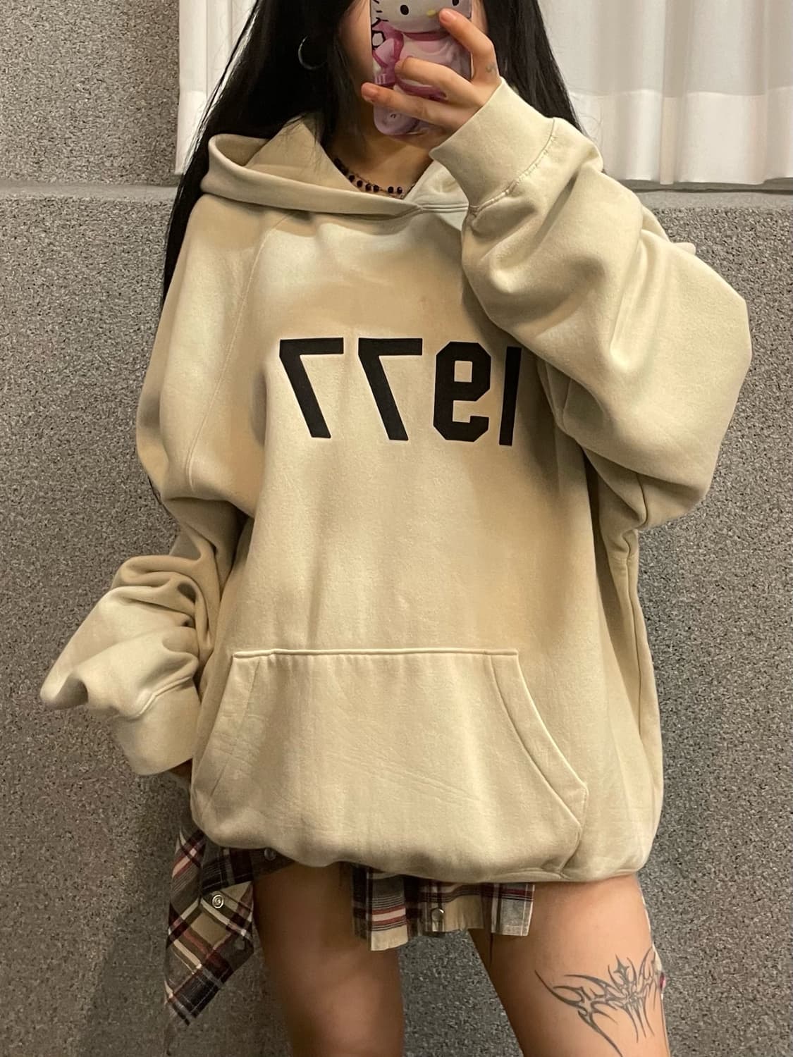 essential X fear of god Hoodie 상품이미지1