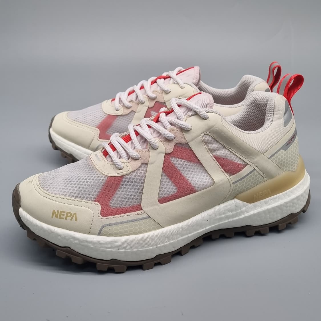 네파 에이리트레일 런닝화230 상품이미지1