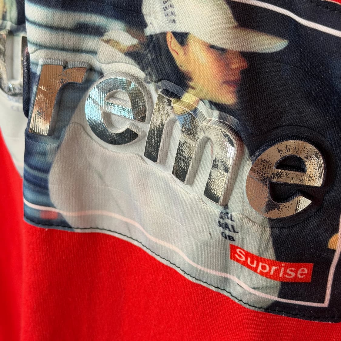 [L] Supreme 슈프림 일리걸 비즈니스 티셔츠 상품이미지4