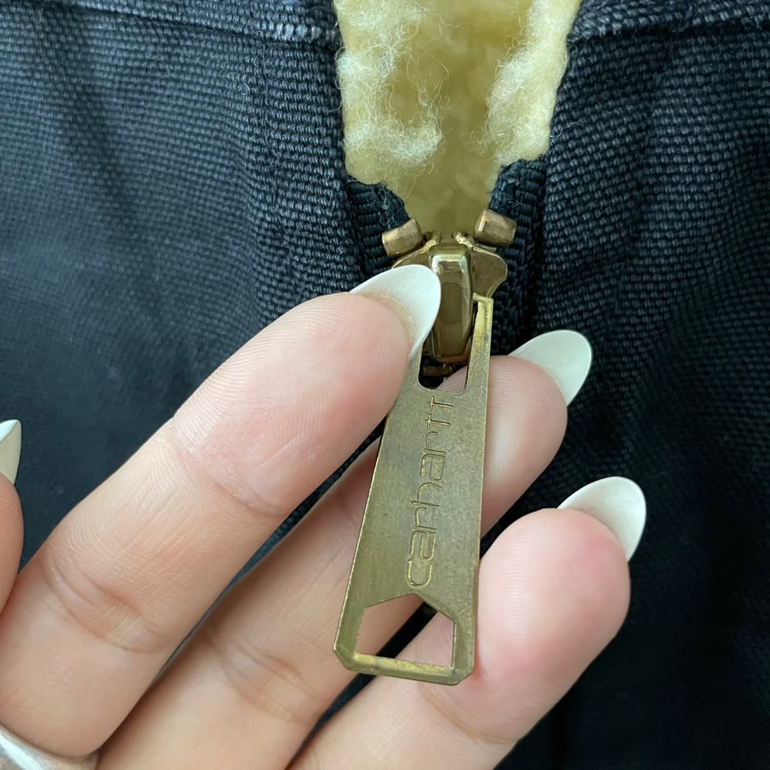 칼하트 블랙 양털 안감 조끼 상품이미지6