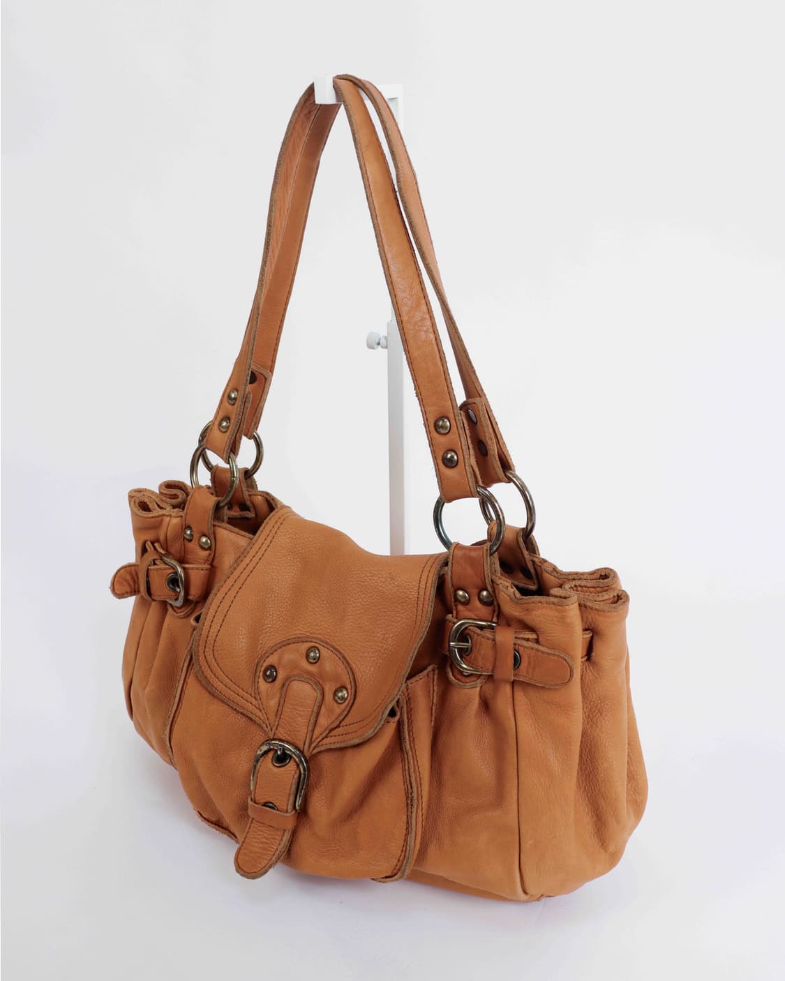 [ONE'S HEART] 카멜 레더 링 스트랩 숄더백 상품이미지3