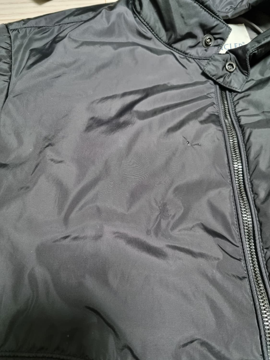 몽클레어 경량패딩 바람막이 상품이미지7