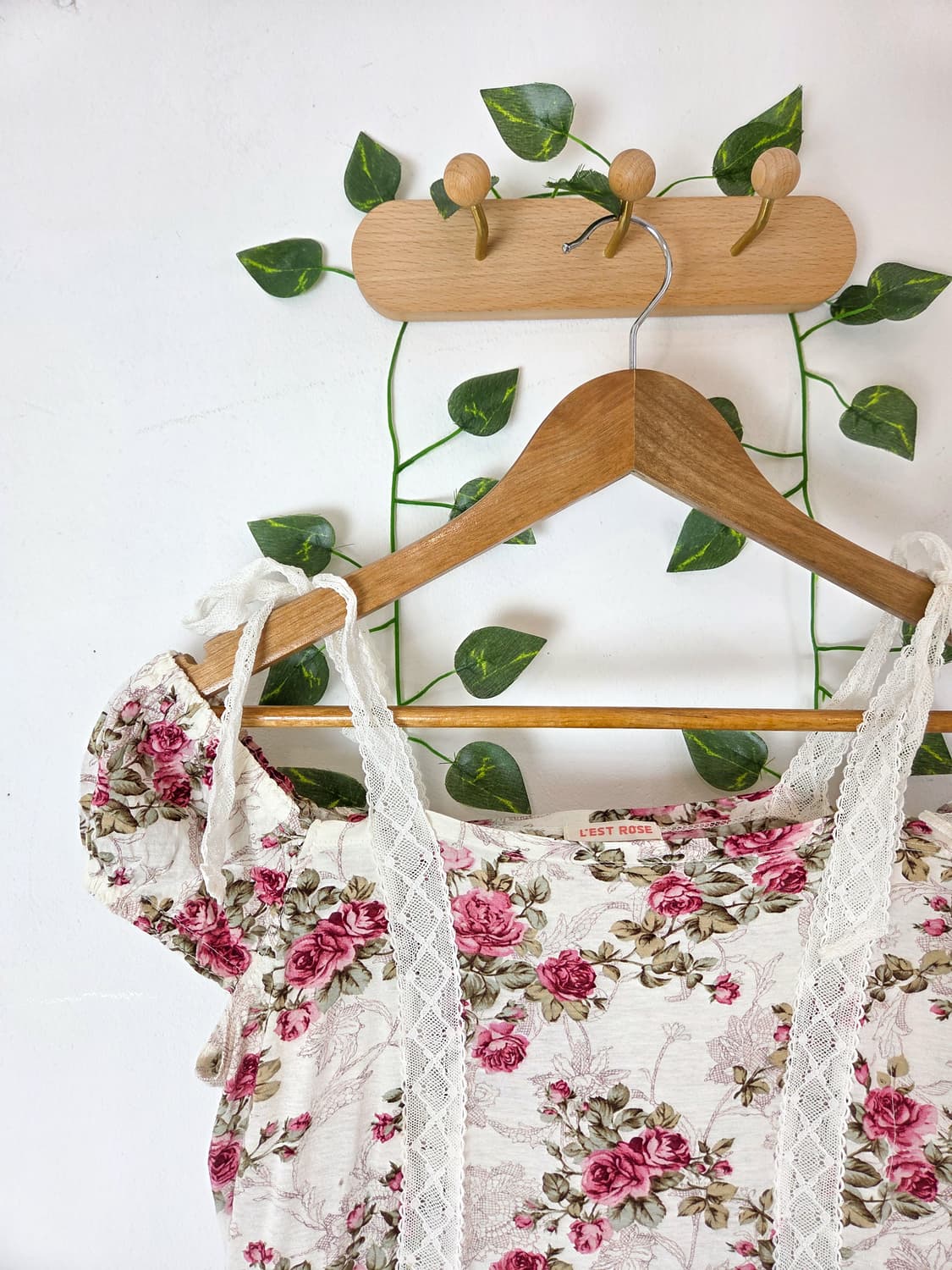 L'est rose 오프숄더 로즈 탑 상품이미지2