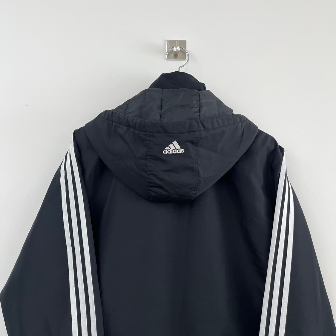 아디다스 화이트 삼선 블랙 패딩 수트 자켓 상품이미지6