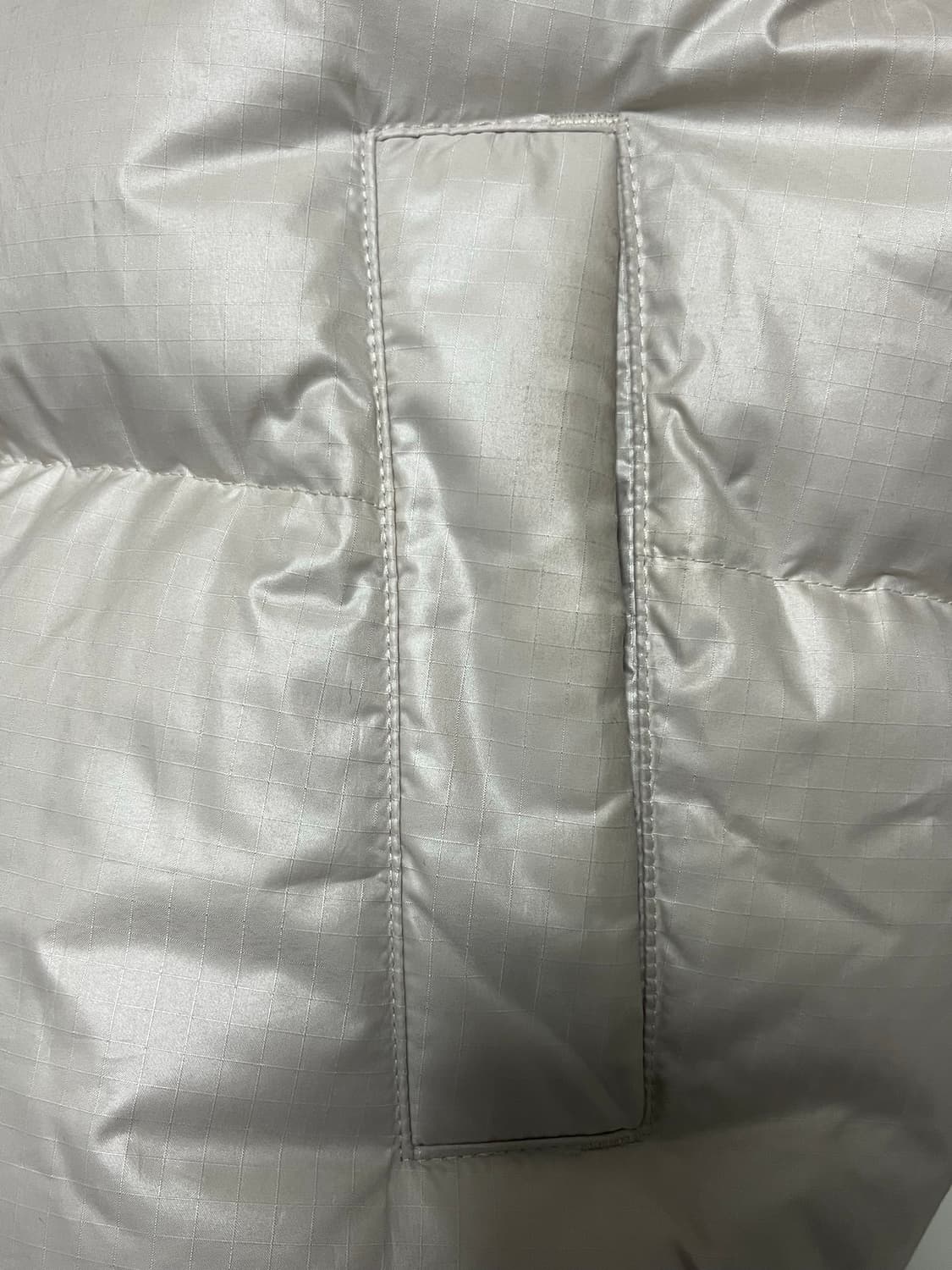 노스페이스 노벨티 화이트 라벨 노벨티 눕시 다운 자켓 크림 베이지 상품이미지4