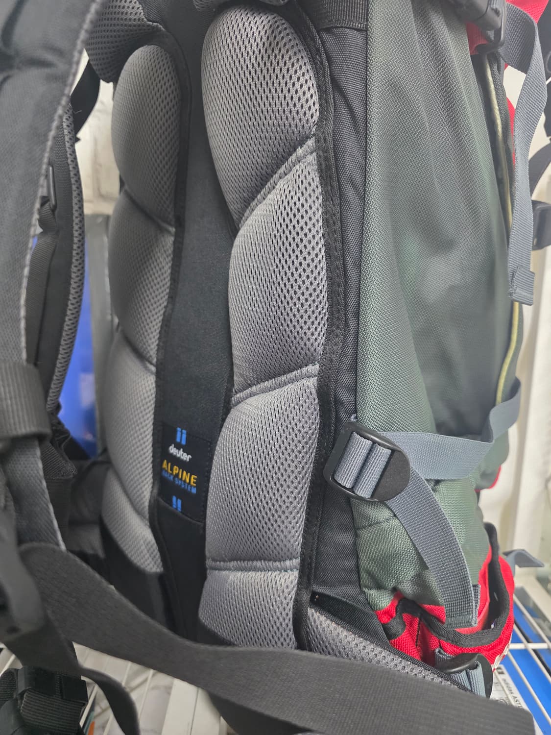 도이터 등산배낭 45리터  가이더 GUIDE 45+ 리터 OD73 상품이미지4