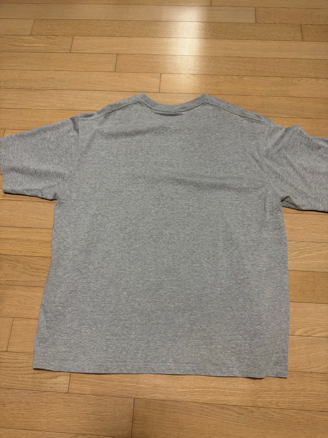 999 휴머니티 회색 반팔  상품이미지3