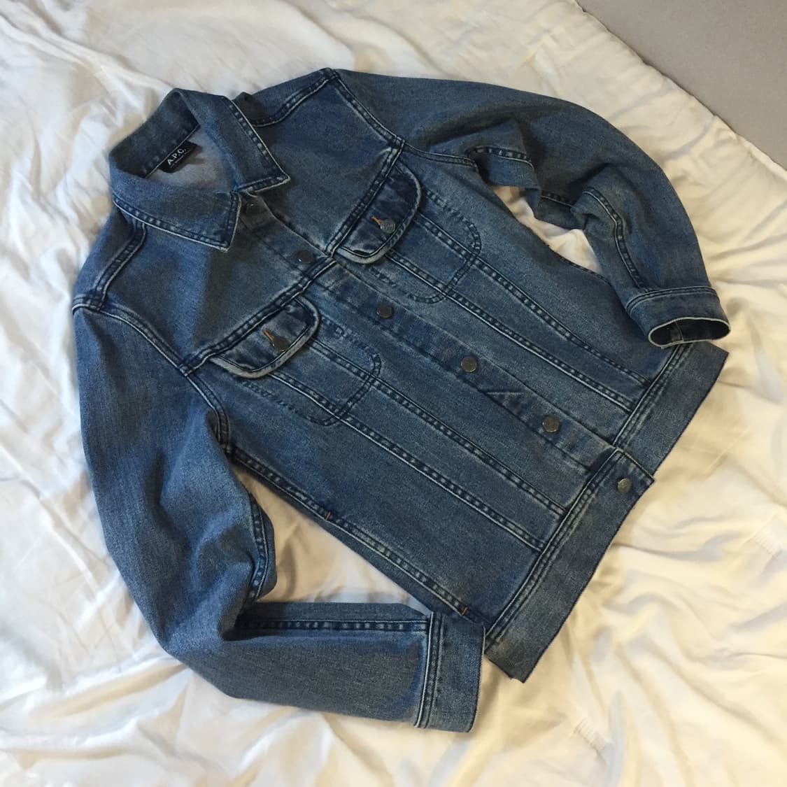 A.P.C. 아페쎄 데님 트러커 자켓 상품이미지1