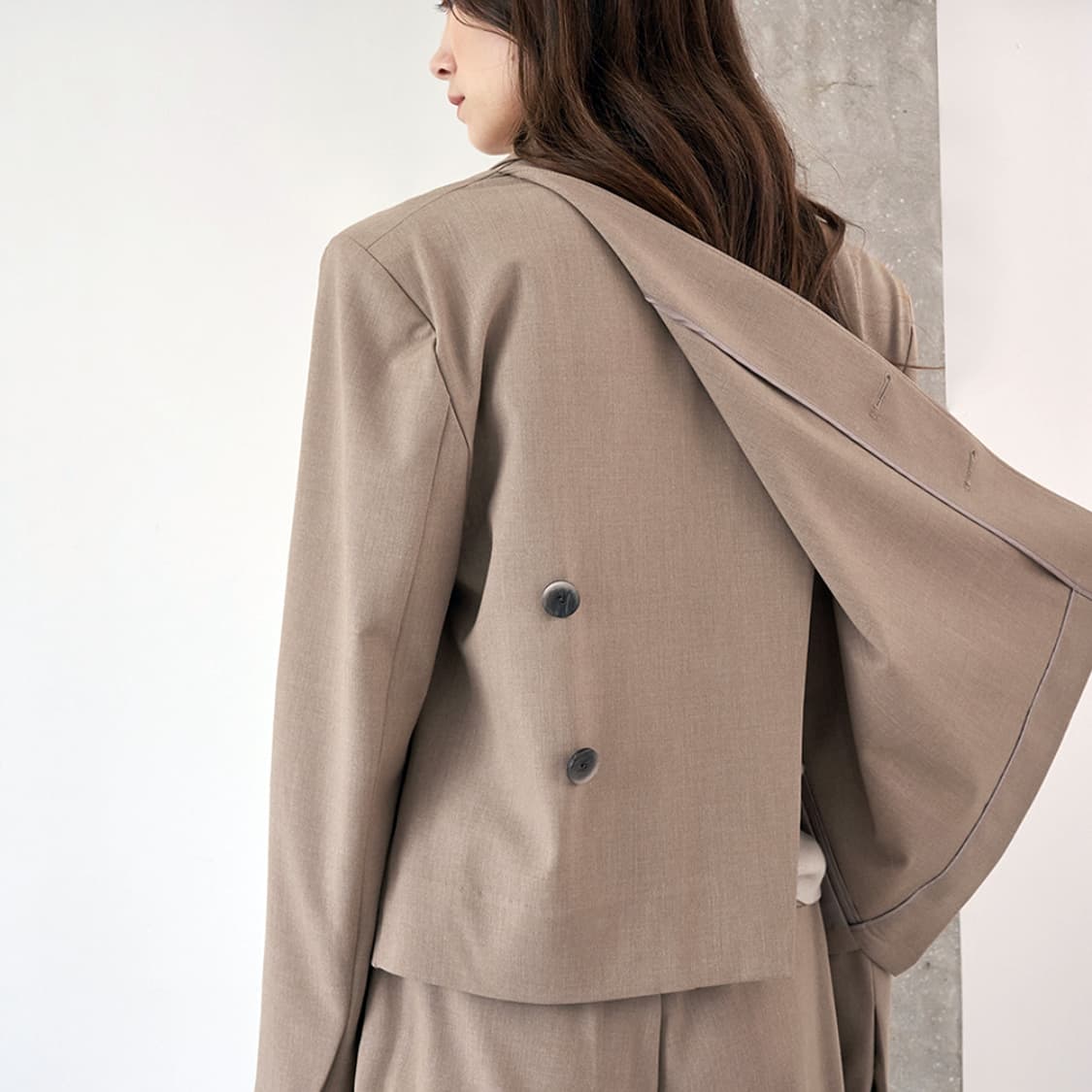 르네제이(RENEJ) 숏 포켓 자켓 프리사이즈 상품이미지4