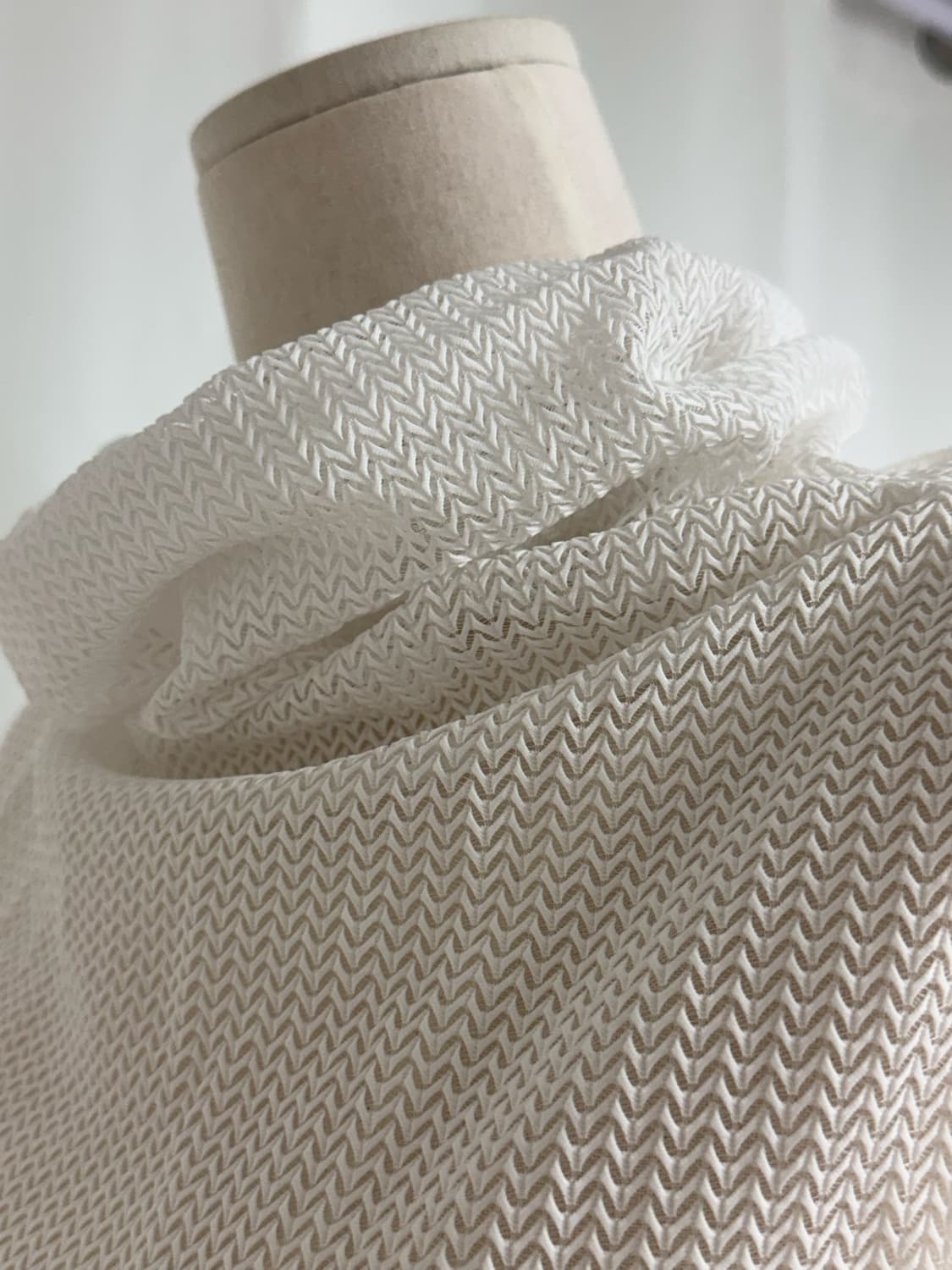Mesh Knit Sleeveless Long Top 상품이미지1