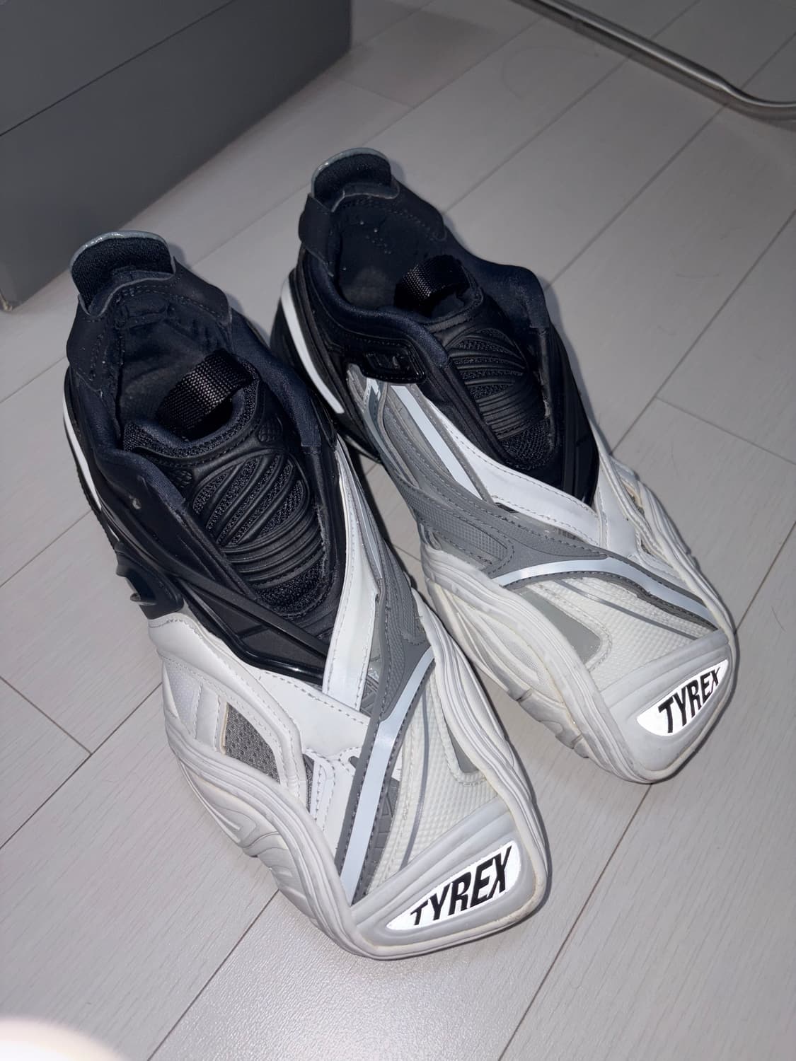 발렌시아가 타이렉스 슈즈 250(38) 상품이미지1