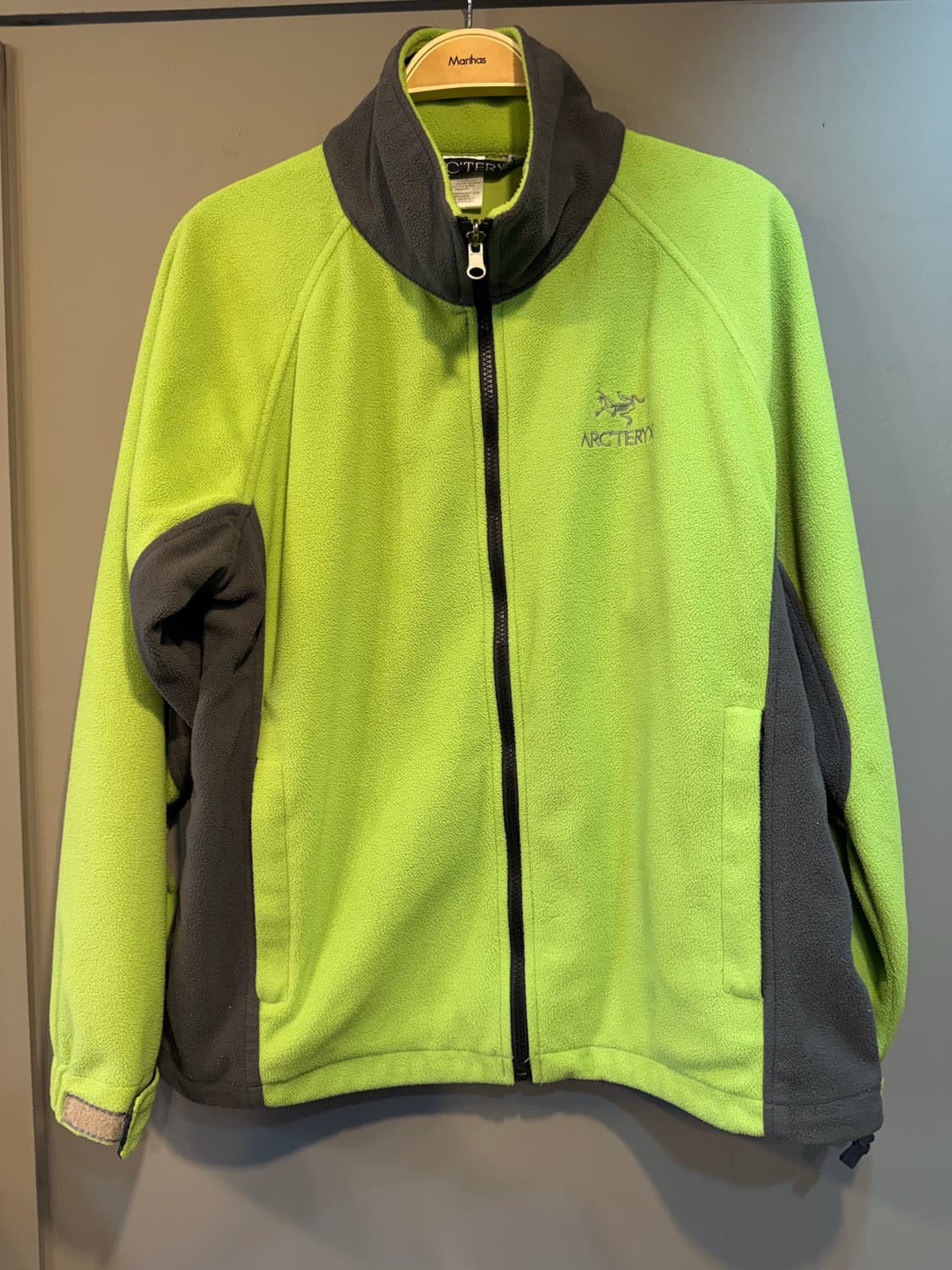아크테릭스 플리스 자켓 상품이미지1